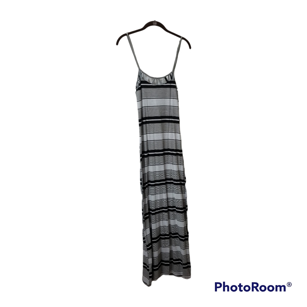 NWT Poof Apparel Black White Striped Maxi Long Dress. Women's Small